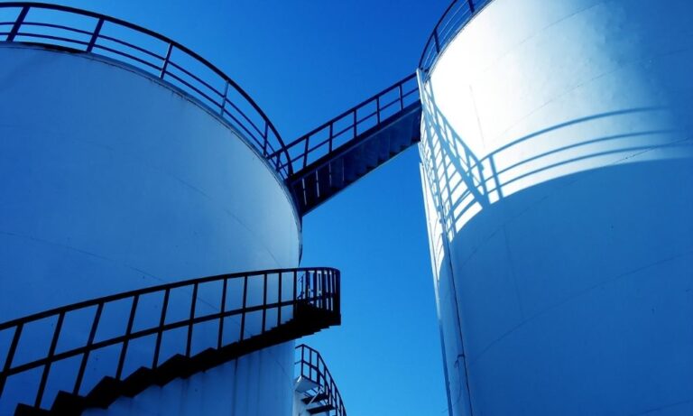 Does Your Water Containment System Need a Tank Liner?