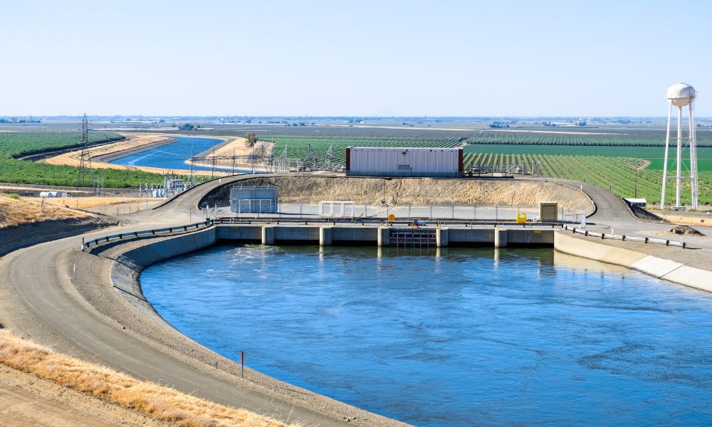 3 Advantages of Building a Private Dam for a Farm